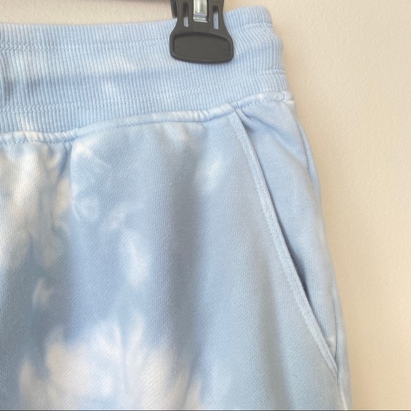 NEW NWOT Good American Cloud Tie Dye Sweatshort Sweat Short size 2 Medium - Picture 8 of 8
